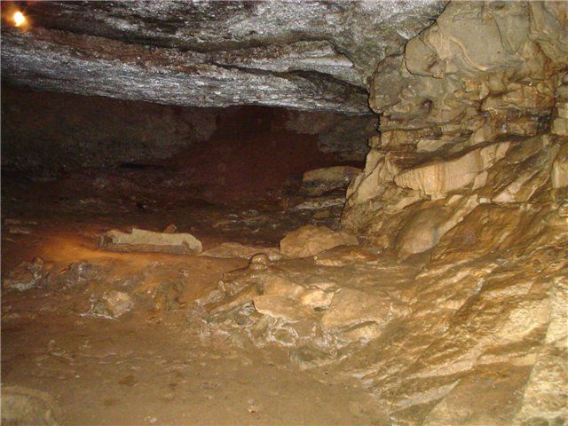 Bellcave3.jpg