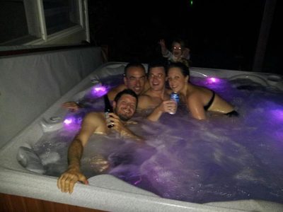 Pool.jpg
